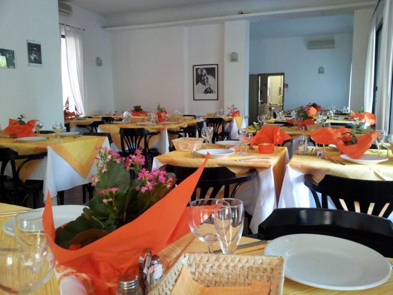 Hotel Annarita Rimini Buitenkant foto